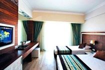 Royal Towers Resort Kiris Exterior photo